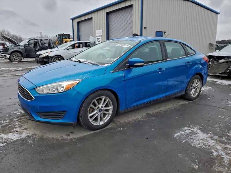 2016 FORD FOCUS SE — VIN 1FADP3F21GL279366