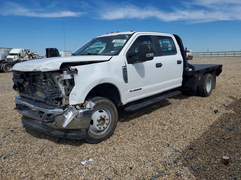 2018 FORD F350 SUPER — VIN 1FD8W3HT2JEC26526