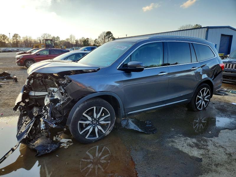 2020 HONDA PILOT TOUR — VIN 5FNYF5H96LB024455