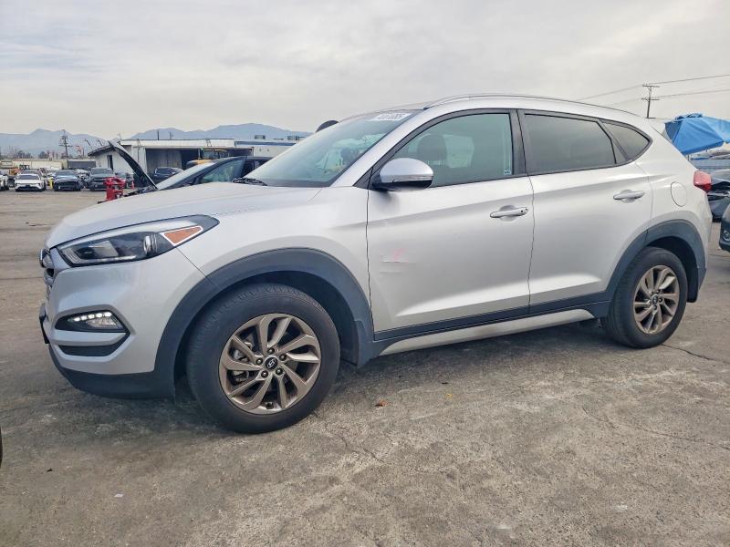 2017 HYUNDAI TUCSON — VIN KM8J33A44HU427132