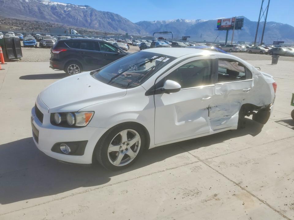 2016 CHEVROLET SONIC — VIN 1G1JE5SB2G4136529