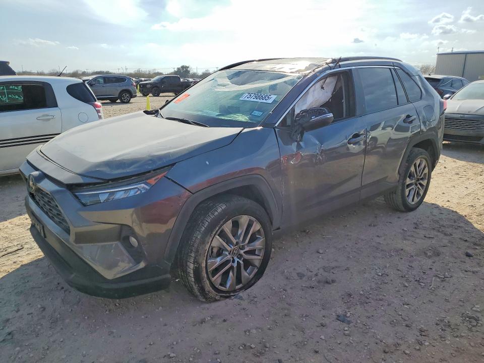 2021 TOYOTA RAV4 — VIN 2T3C1RFV6MW152707