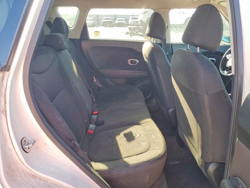 KNDJN2A22J7548236