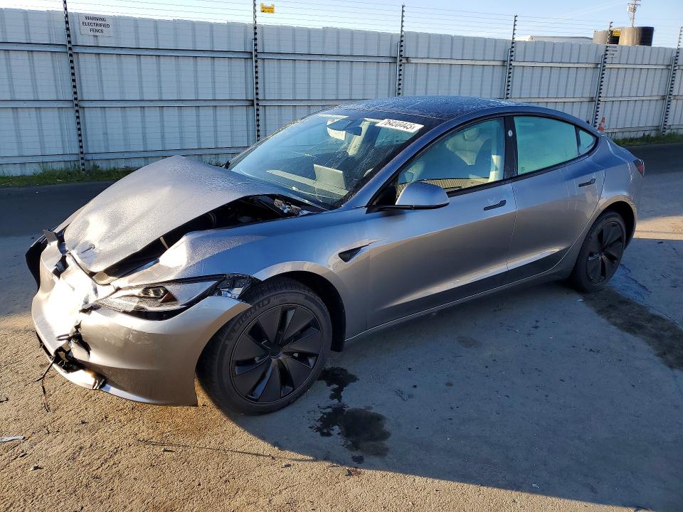 2026 TESLA MODEL 3 — VIN 5YJ3E1EA3TF143035