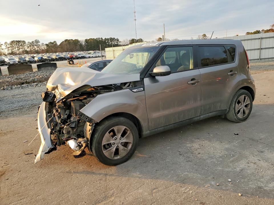 2015 KIA SOUL — VIN KNDJN2A28F7232394