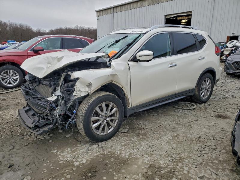 2017 NISSAN ROGUE S — VIN JN8AT2MV2HW026075