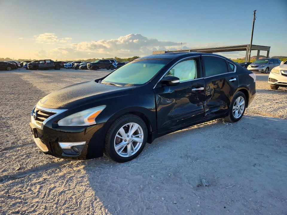 2015 NISSAN ALTIMA — VIN 1N4AL3AP2FC447385