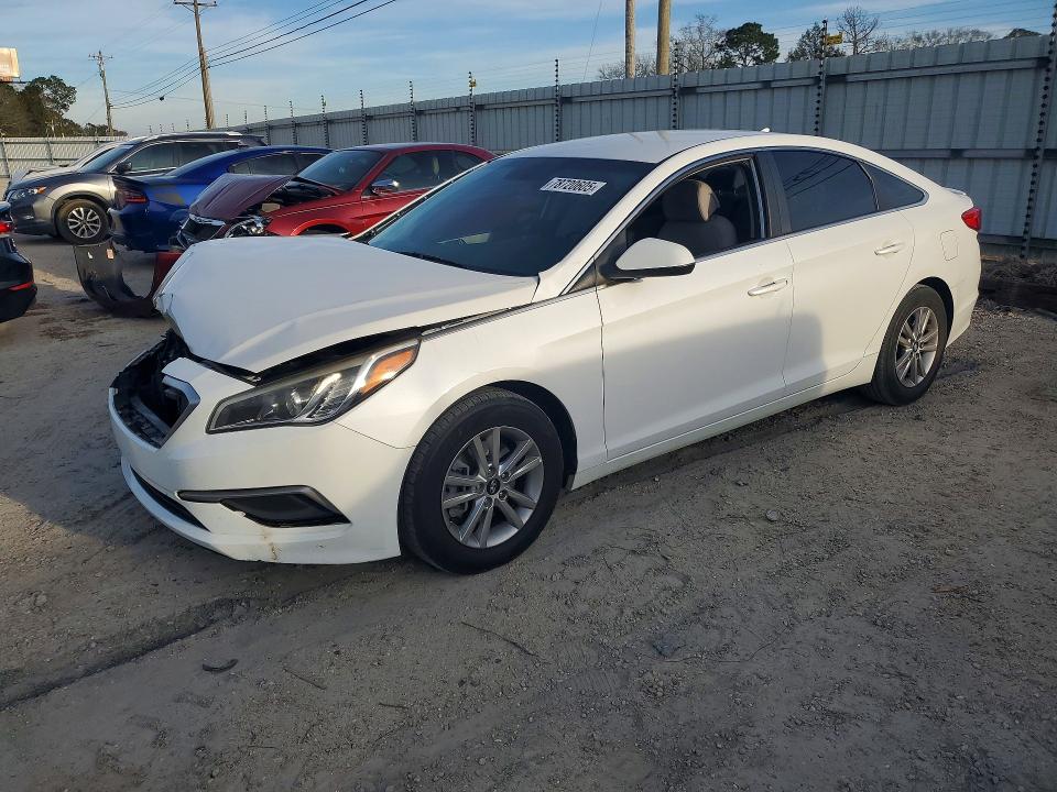 2017 HYUNDAI SONATA — VIN 5NPE24AF7HH553219