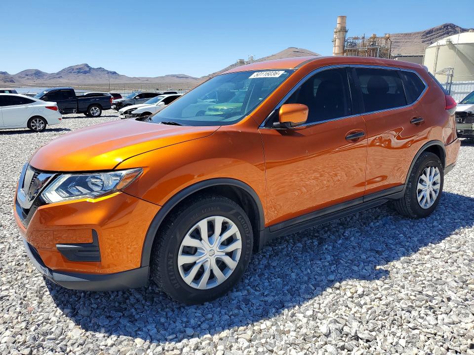 2017 NISSAN ROGUE — VIN 5N1AT2MT8HC842117
