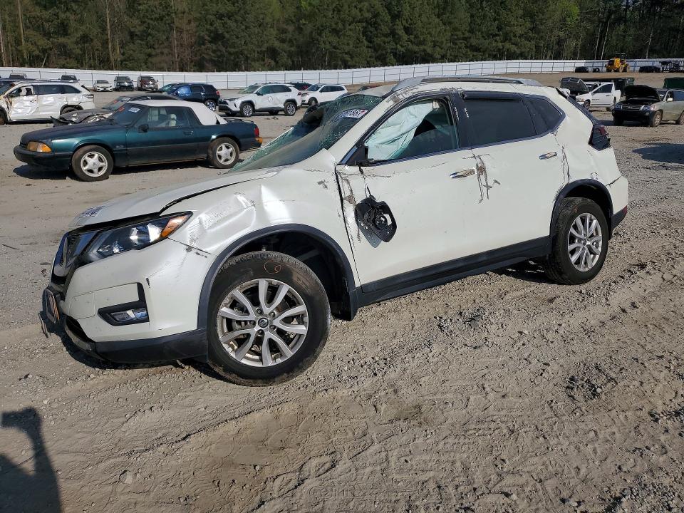 2018 NISSAN ROGUE — VIN 5N1AT2MT5JC707604