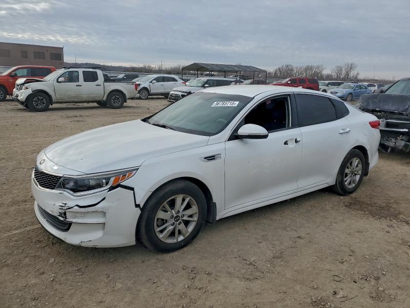 2016 KIA OPTIMA LX — VIN 5XXGT4L35GG040876
