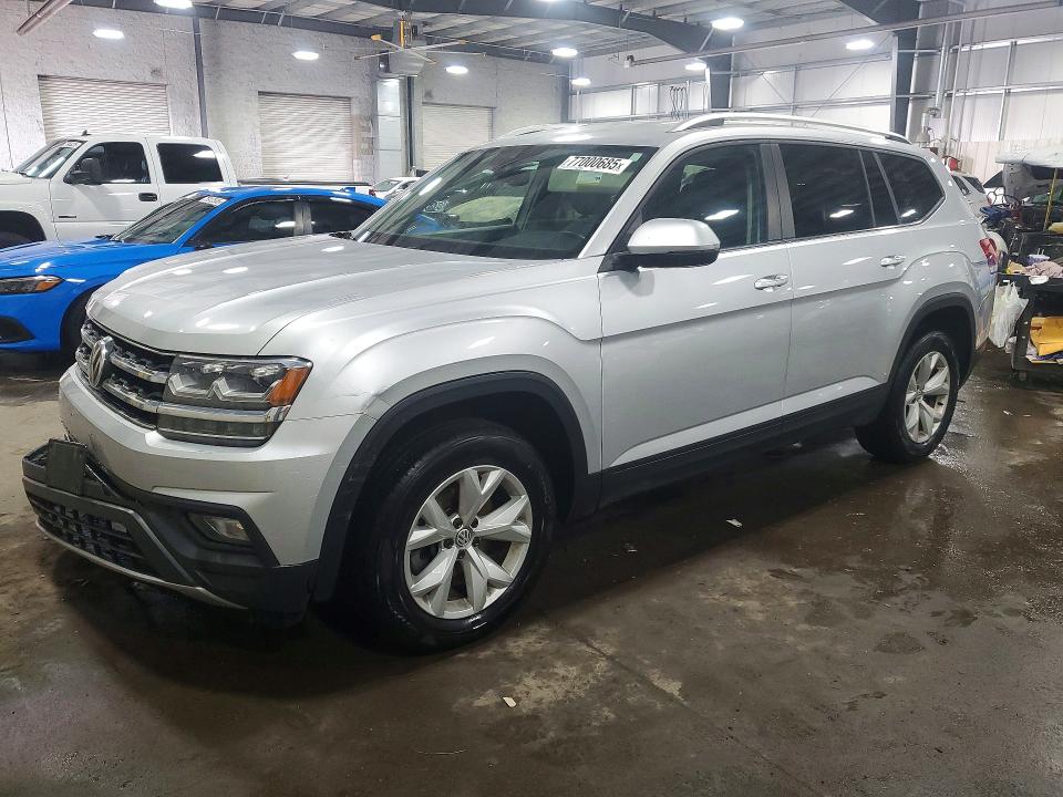 2018 VOLKSWAGEN ATLAS — VIN 1V2LR2CA7JC578078