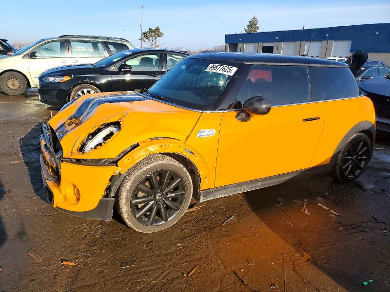 2015 MINI COOPER — VIN WMWXP7C54F2A60905