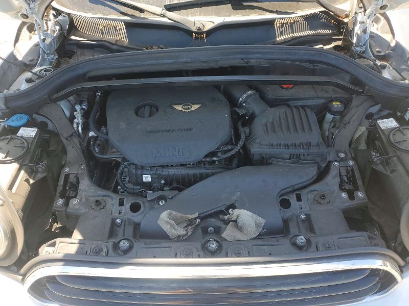 WMZYS7C3XJ3E08505