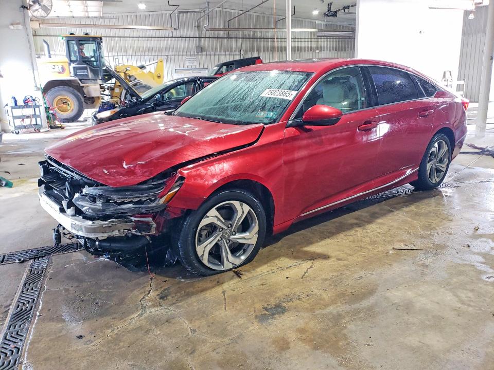 2018 HONDA ACCORD — VIN 1HGCV2F5XJA044033