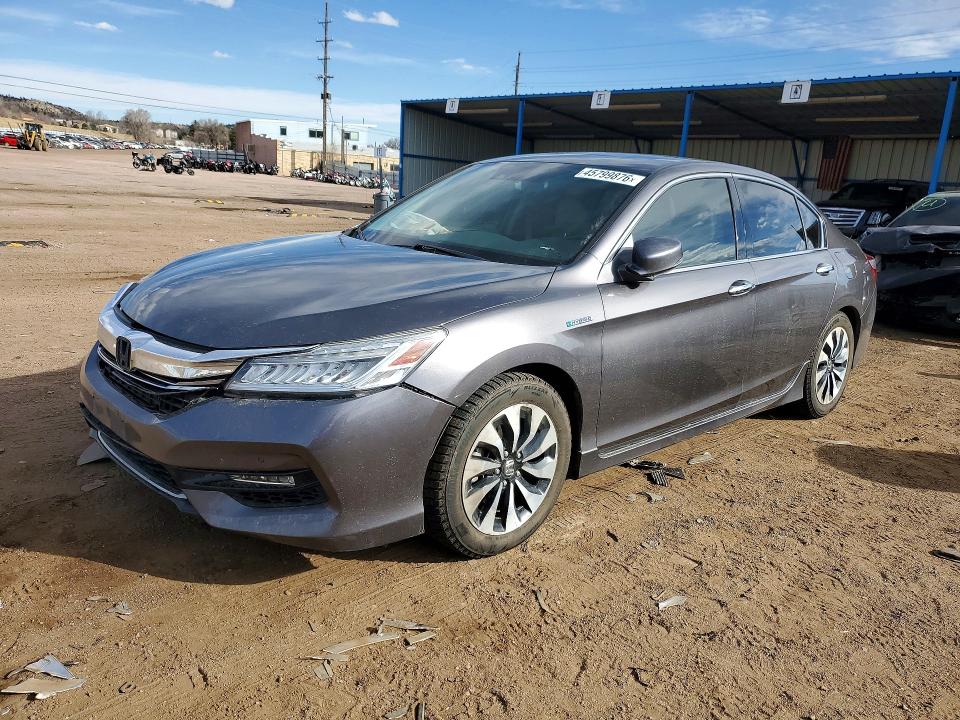 2017 HONDA ACCORD — VIN JHMCR6F70HC015861