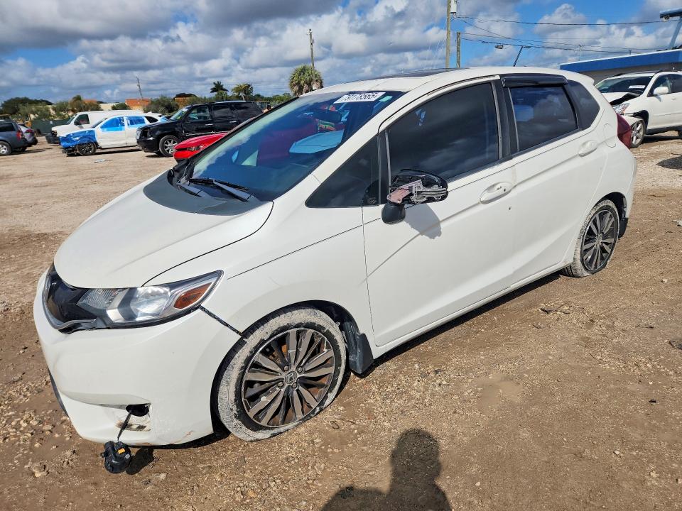 2015 HONDA FIT — VIN 3HGGK5H83FM747485