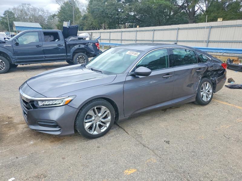 2018 HONDA ACCORD — VIN 1HGCV1F15JA084883
