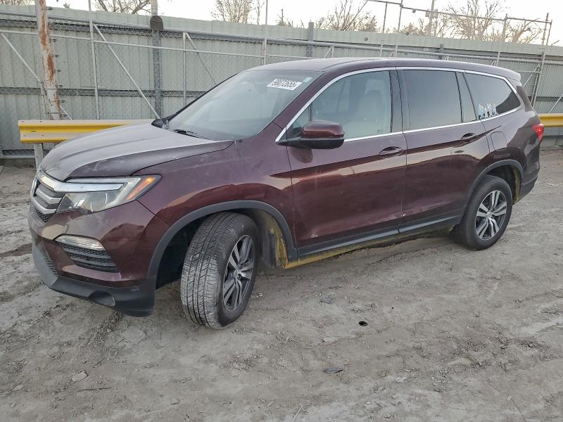 2017 HONDA PILOT — VIN 5FNYF6H52HB082136