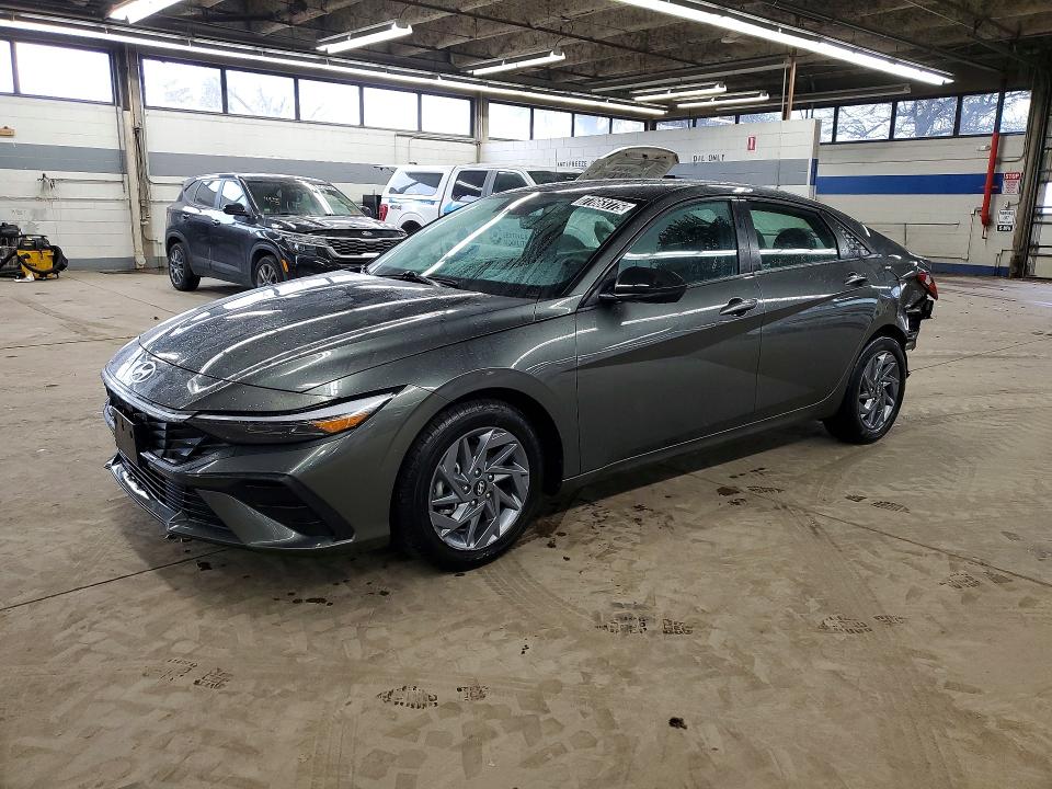 2024 HYUNDAI ELANTRA — VIN KMHLM4DG3RU655853