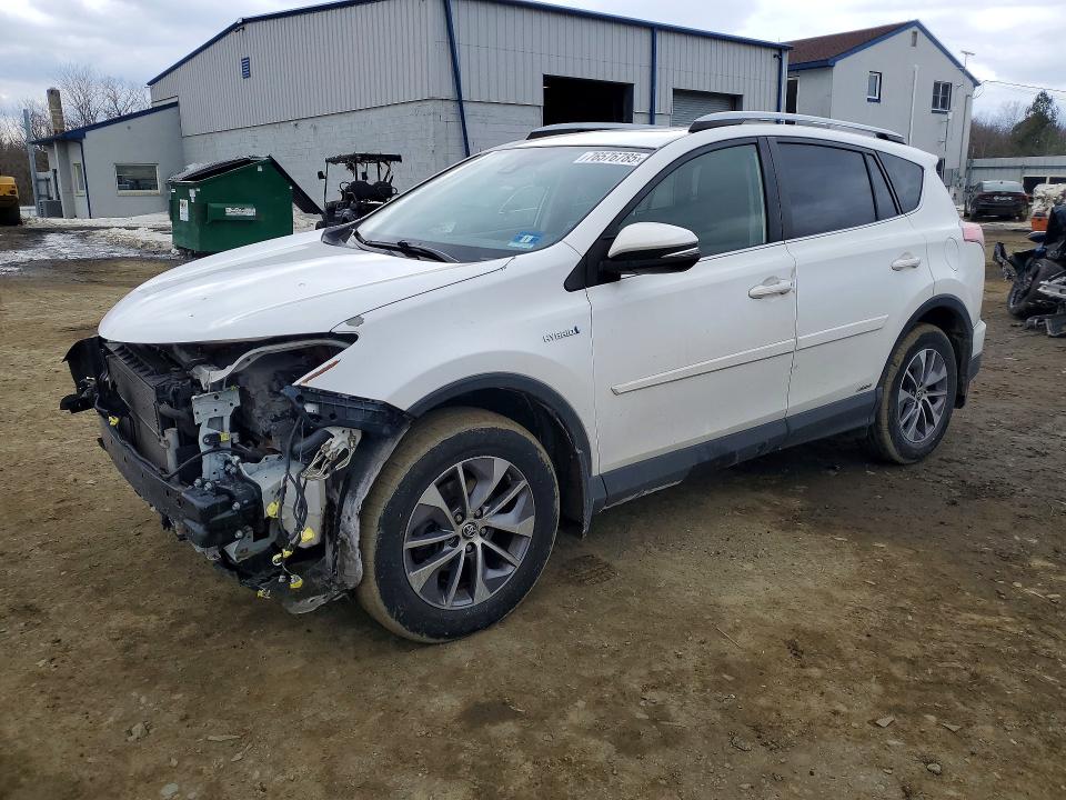 2018 TOYOTA RAV4 HYBRID — VIN JTMRJREV4JD208843