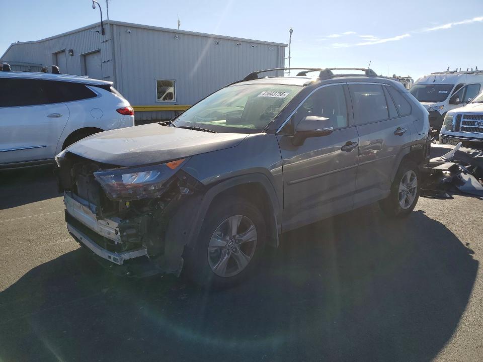 2022 TOYOTA RAV4 HYBRID — VIN JTMMWRFV4ND139104