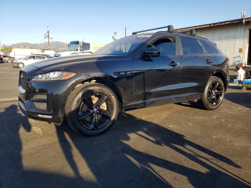 2017 JAGUAR F-PACE — VIN SADCL2BV5HA081418