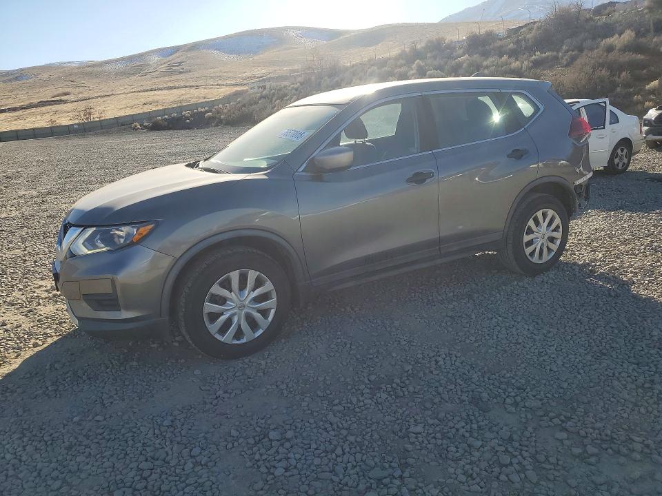 2018 NISSAN ROGUE — VIN KNMAT2MV5JP539638
