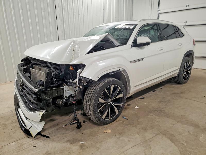 2024 VOLKSWAGEN ATLAS CROS — VIN 1V2FE2CA3RC256977