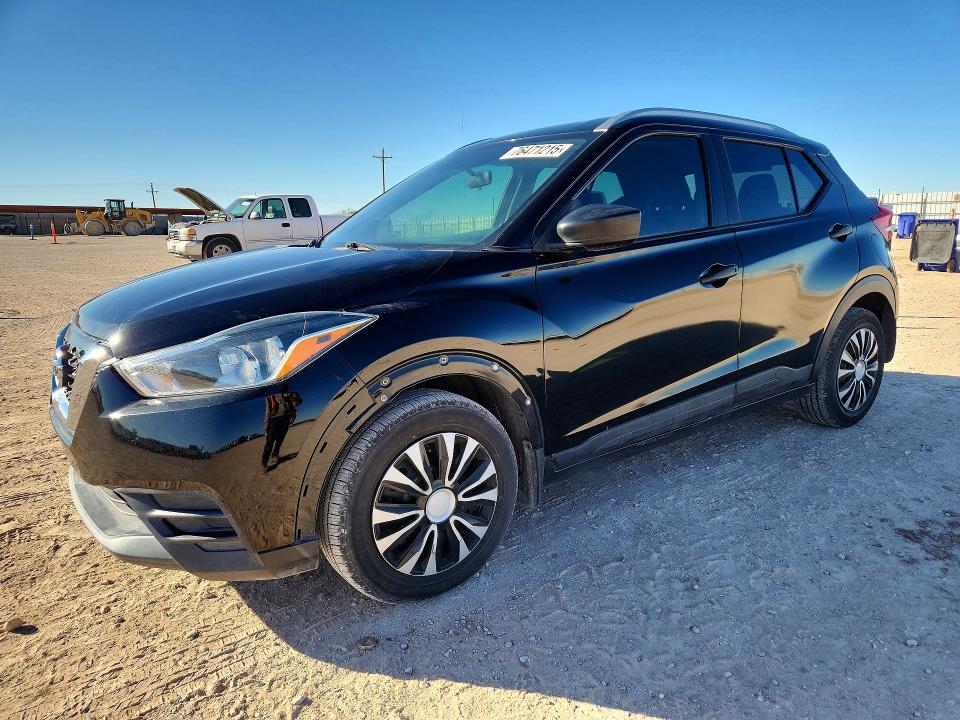 2018 NISSAN KICKS S — VIN 3N1CP5CU4JL517913