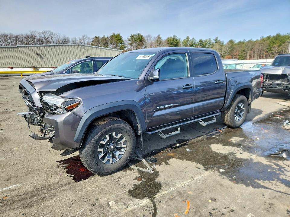 2018 TOYOTA TACOMA — VIN 5TFCZ5AN8JX122740
