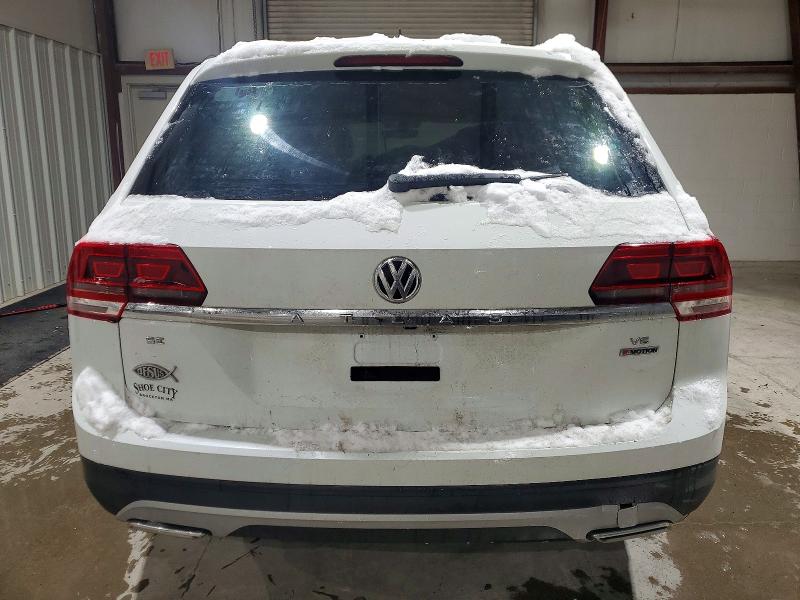 1V2LR2CA6JC509060