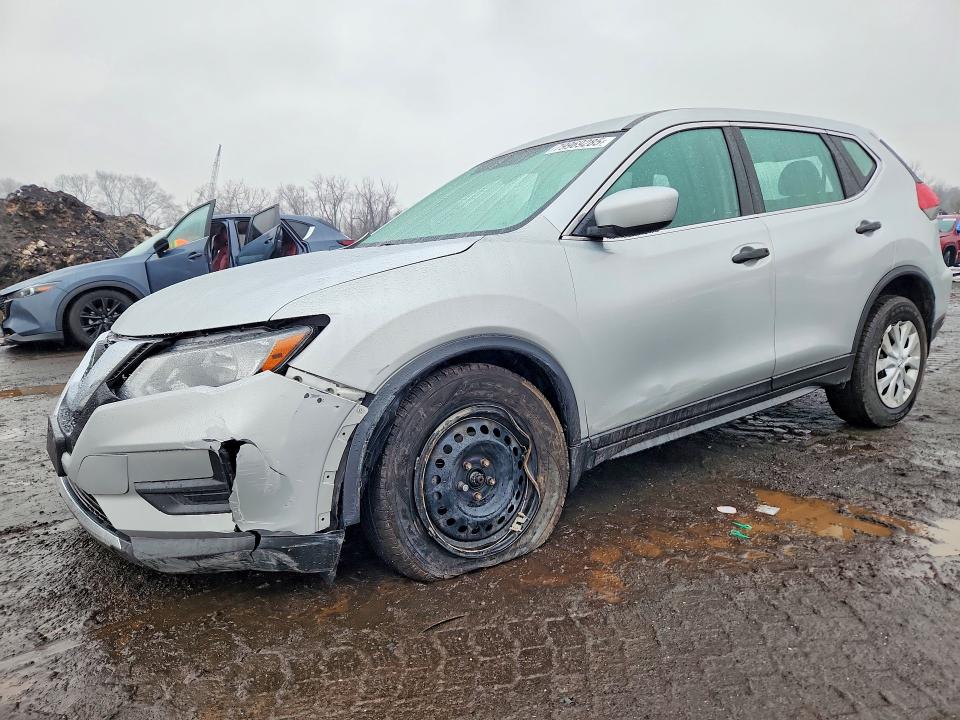 2018 NISSAN ROGUE — VIN 5N1AT2MV8JC792665