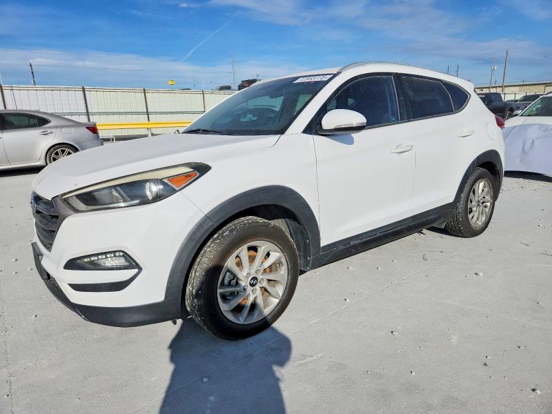 2016 HYUNDAI TUCSON — VIN KM8J33A28GU032268