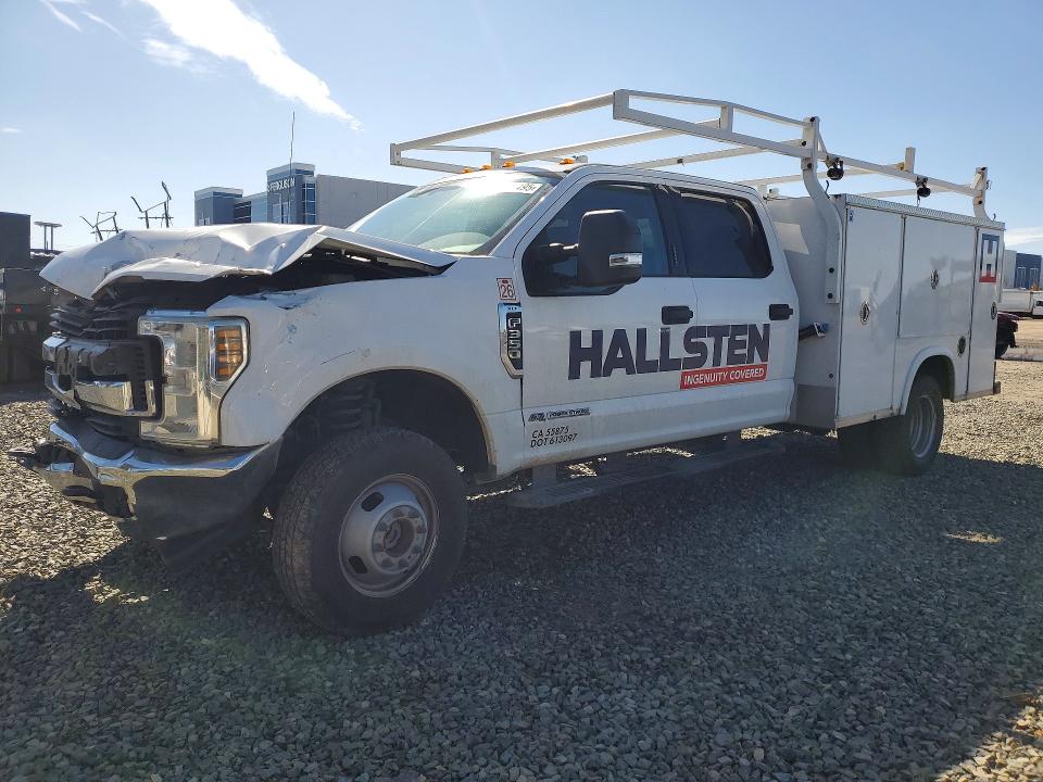 2018 FORD F350 — VIN 1FD8W3HT0JEC42000