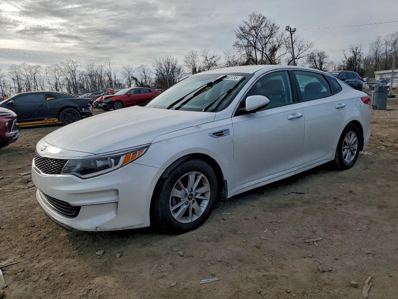 2016 KIA OPTIMA LX — VIN KNAGT4L3XG5102161