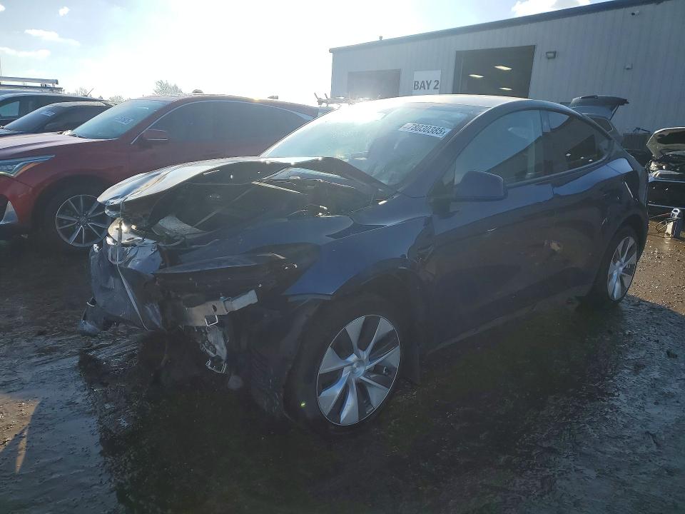 2023 TESLA MODEL Y — VIN 7SAYGDEE1PF762097