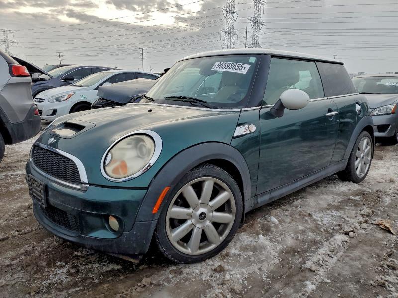 2007 MINI COOPER S — VIN WMWMF73537TL91070