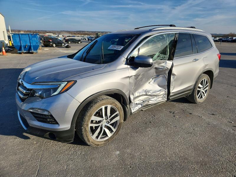 2018 HONDA PILOT ELIT — VIN 5FNYF6H09JB051721