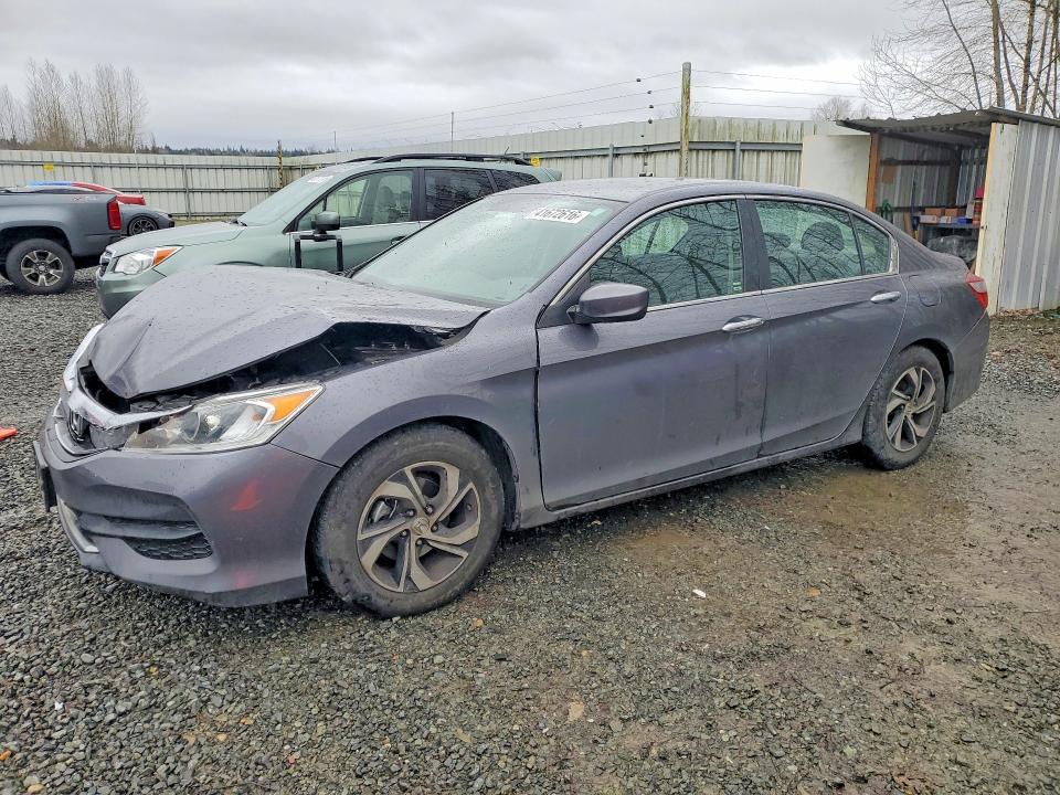 2017 HONDA ACCORD — VIN 1HGCR2F36HA184013