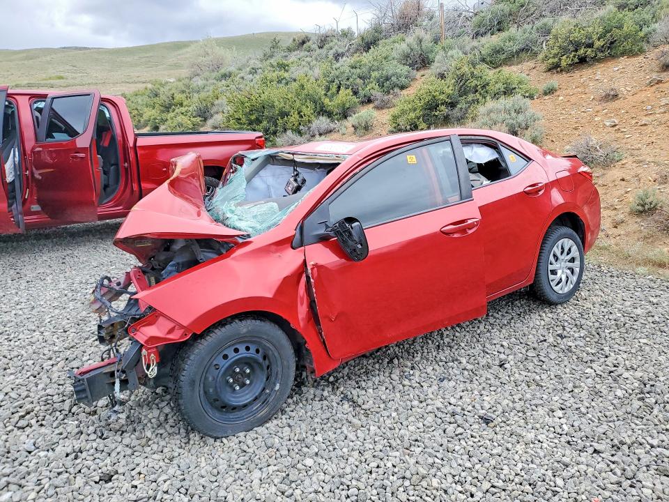 2019 TOYOTA COROLLA — VIN 2T1BURHE2KC138701