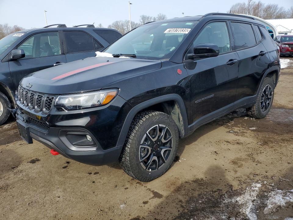 2025 JEEP COMPASS TR — VIN 3C4NJDDN2ST593656