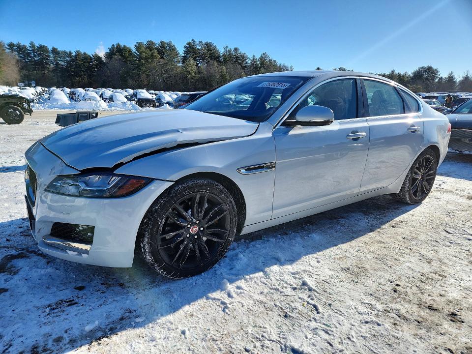 2018 JAGUAR XF — VIN SAJBN4EV0JCY53845
