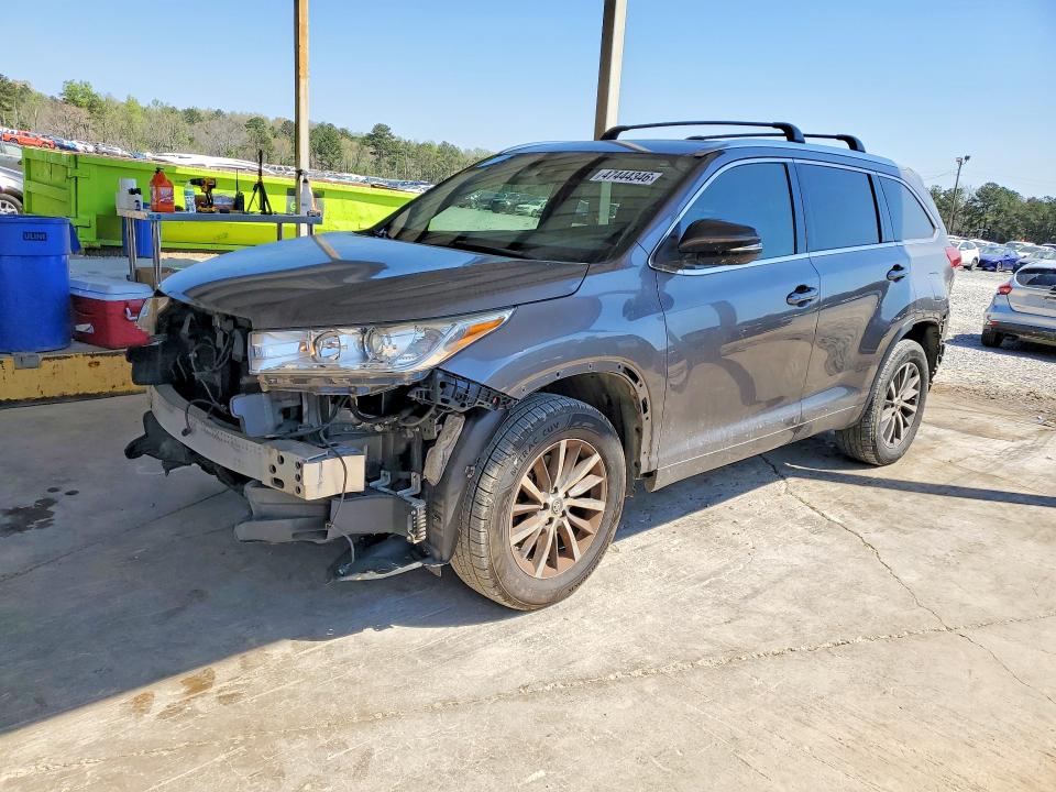 2017 TOYOTA HIGHLANDER — VIN 5TDKZRFH5HS522700