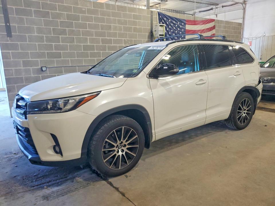 2018 TOYOTA HIGHLANDER — VIN 5TDJZRFH0JS805149