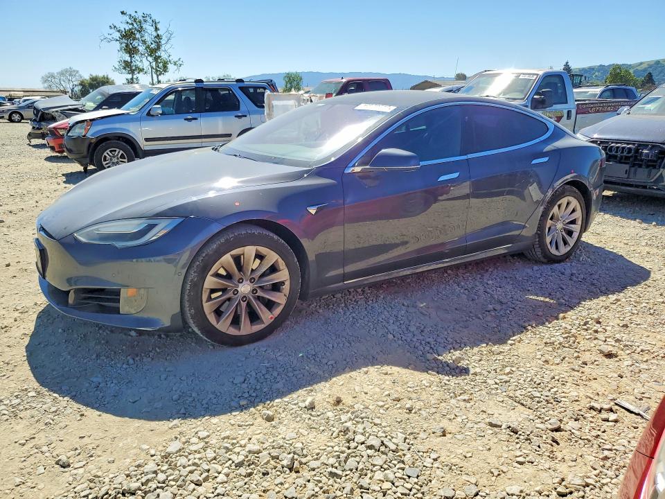 2017 TESLA MODEL S — VIN 5YJSA1E15HF202892