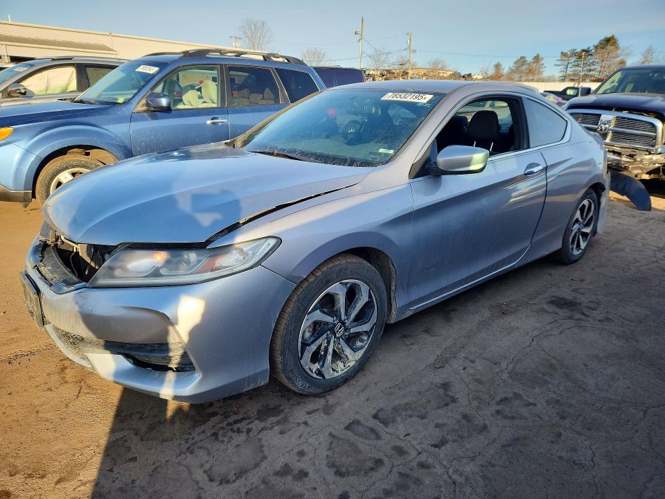 2017 HONDA ACCORD — VIN 1HGCT1B39HA009675