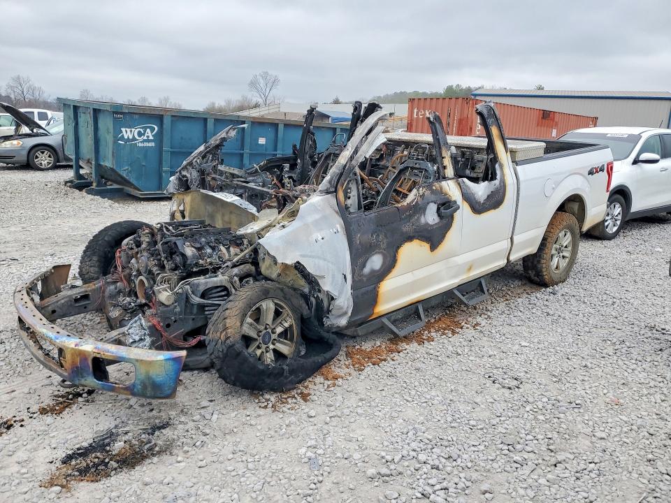 2016 FORD F150 — VIN 1FTFX1EF9GKF25906