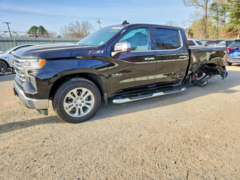 2024 CHEVROLET SILVERADO — VIN 2GCUDGED0R1175506