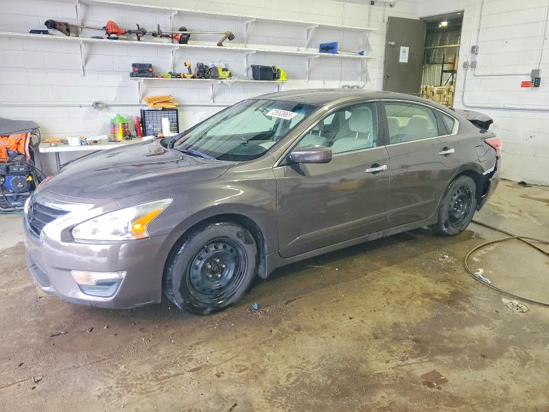 2015 NISSAN ALTIMA — VIN 1N4AL3AP7FN879992